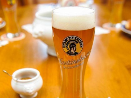 照片: Wirtshaus zum Mitteltor
